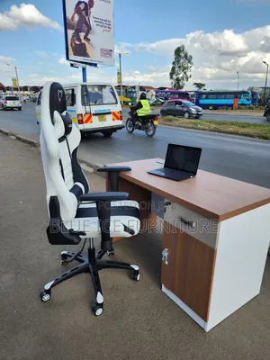 Executive Computer Deskset