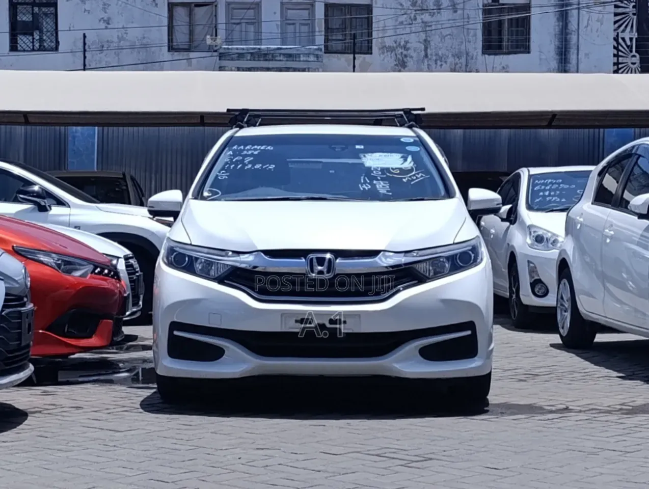 Honda Fit Shuttle 2018 White