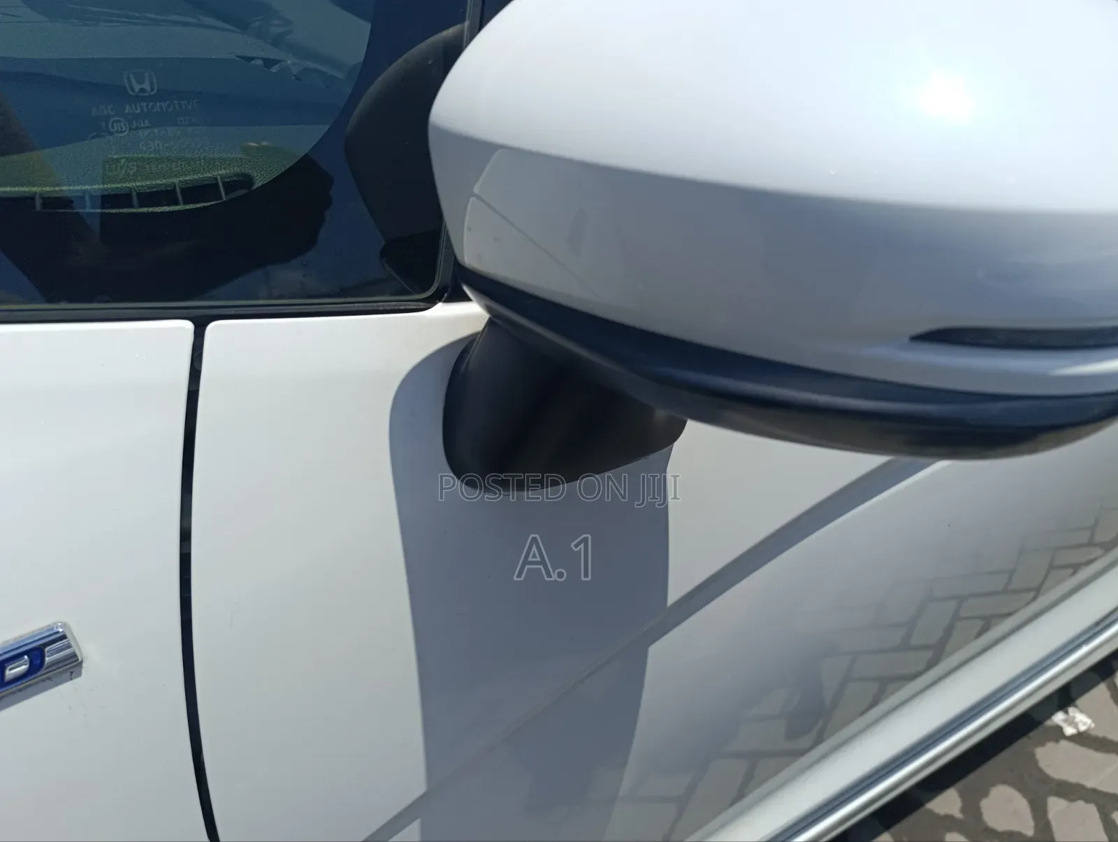Honda Fit Shuttle 2018 White