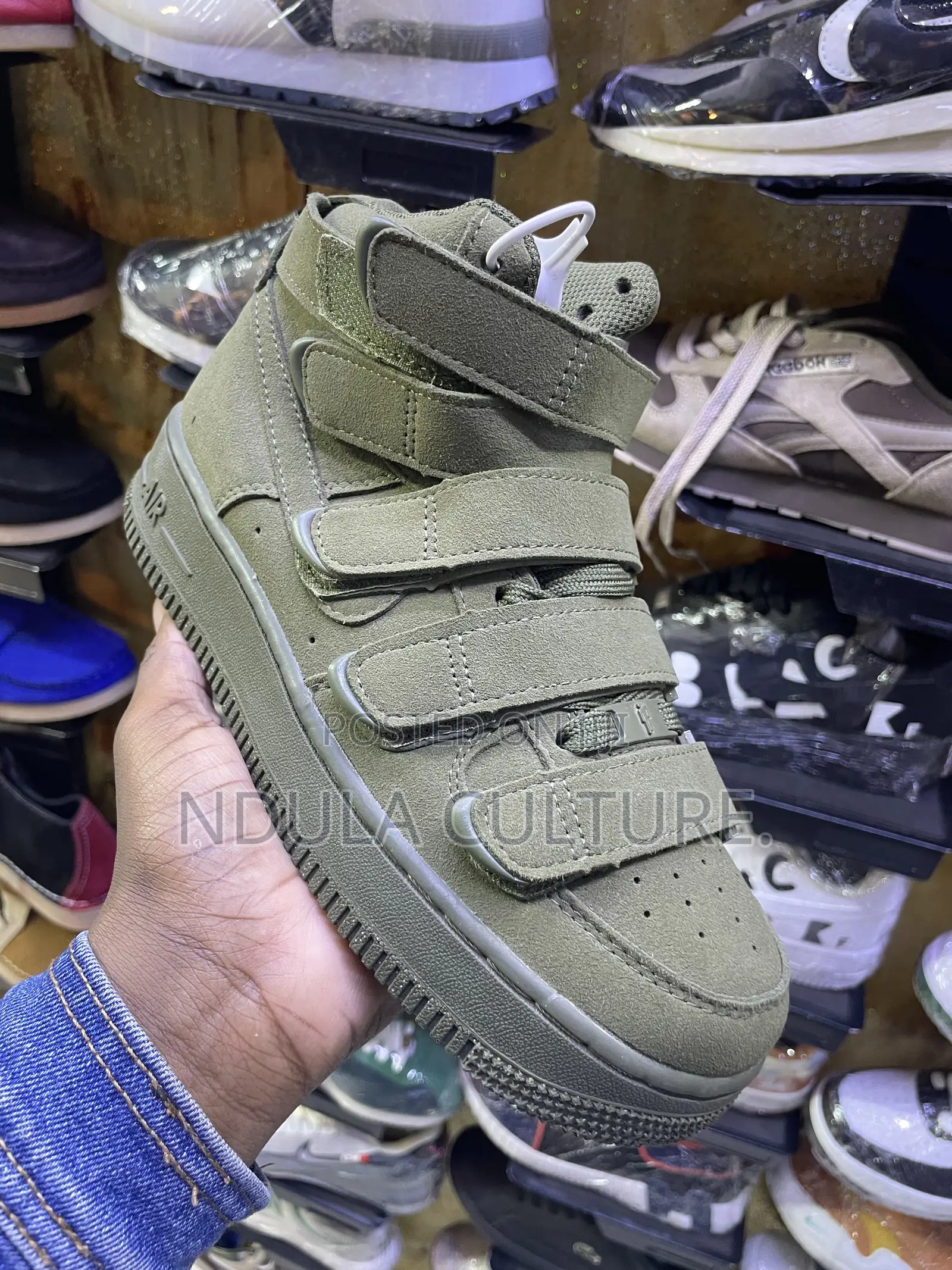 Billie Eilish Airforce 1