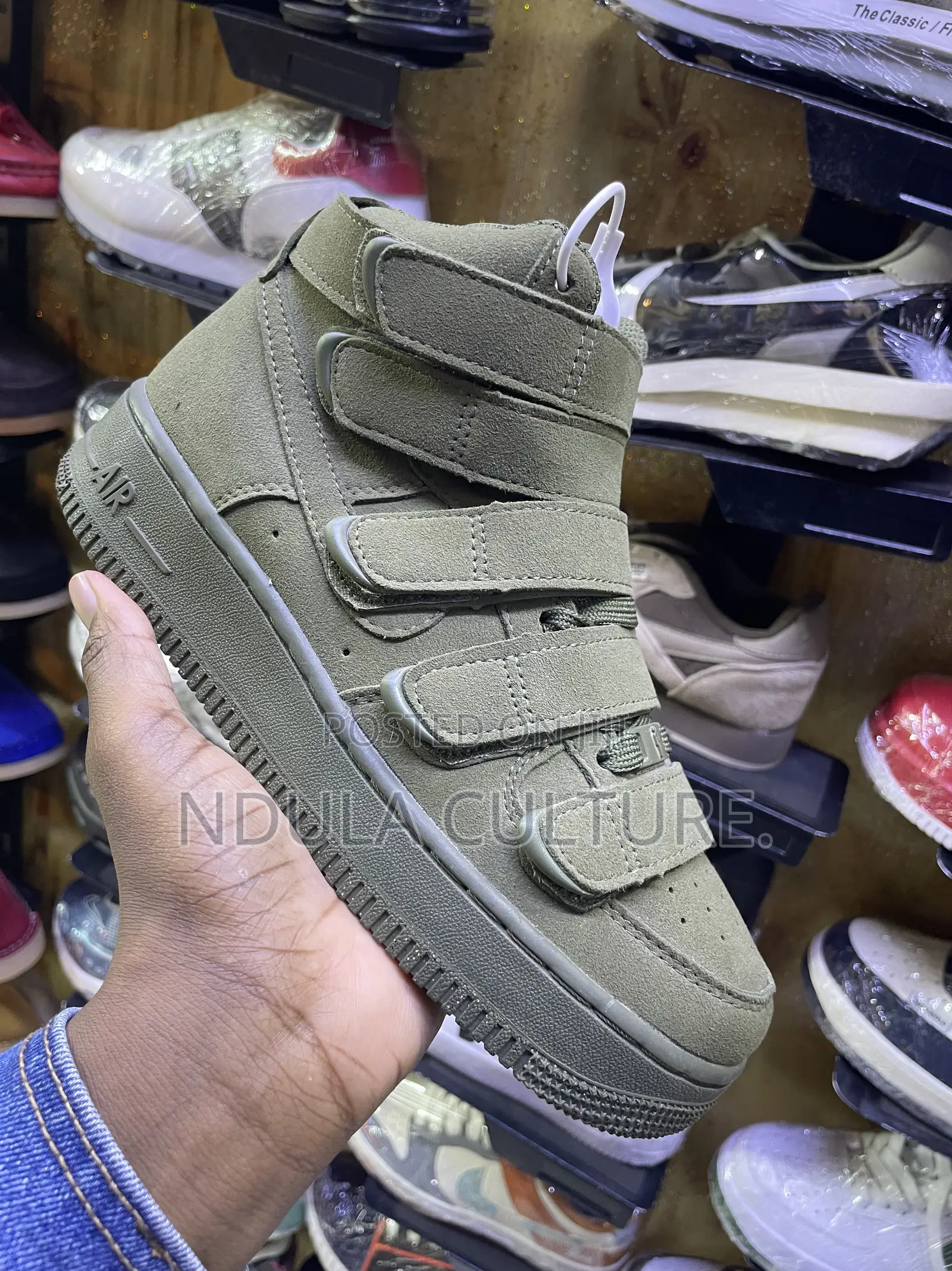 Billie Eilish Airforce 1