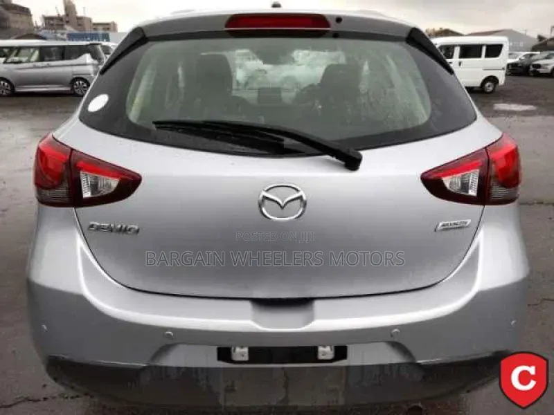 Mazda Demio 2019 Silver