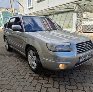 Subaru Forester 2005 Gold