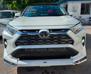Toyota RAV4 Adventure 2019 White