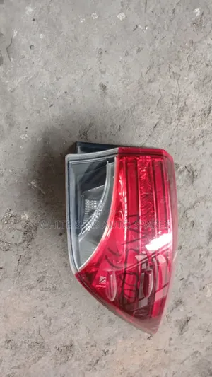 Taillight Fortuner 2015
