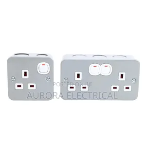 13a Metal Twin Socket