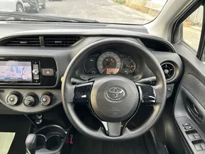 Toyota Vitz 2019 Pearl