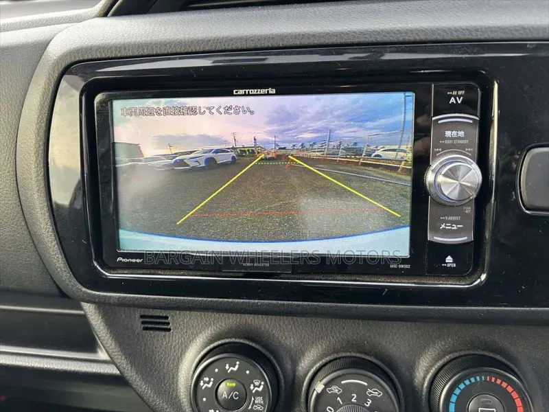Toyota Vitz 2019 Pearl