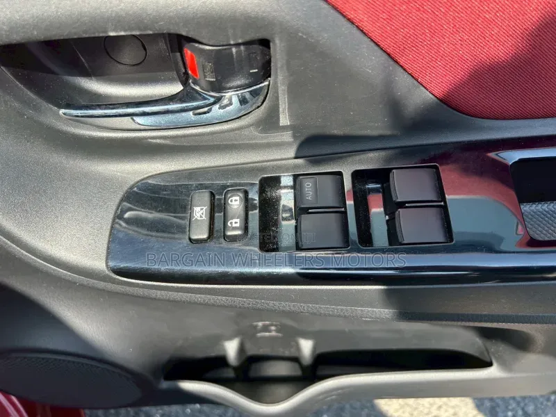 Toyota Vitz 2019 Red