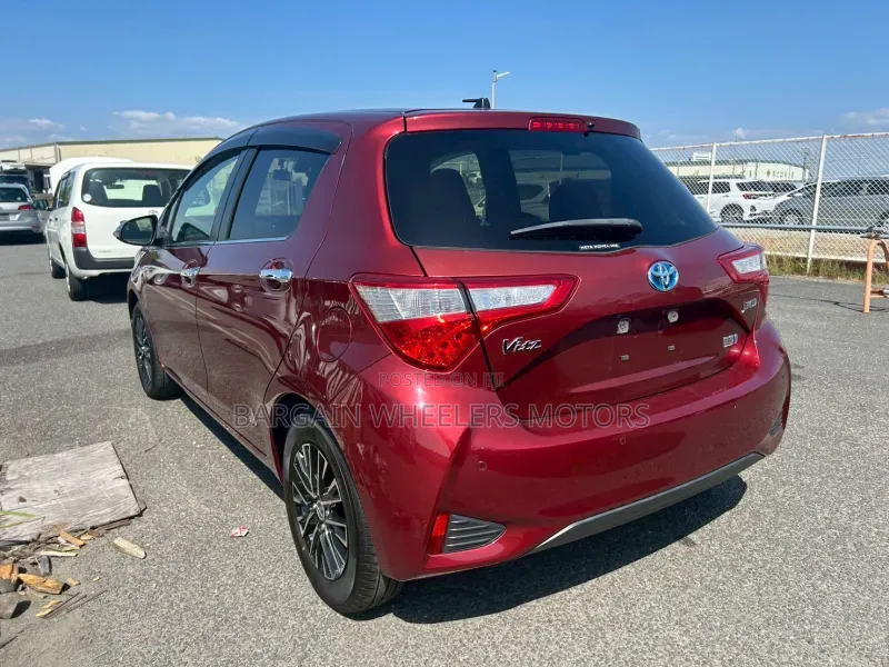 Toyota Vitz 2019 Red