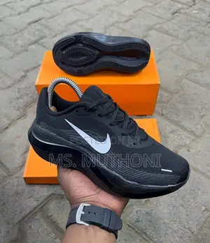 Full-Stack, Ultra-Soft Max Cushioned Nike Runners. Size 40-45