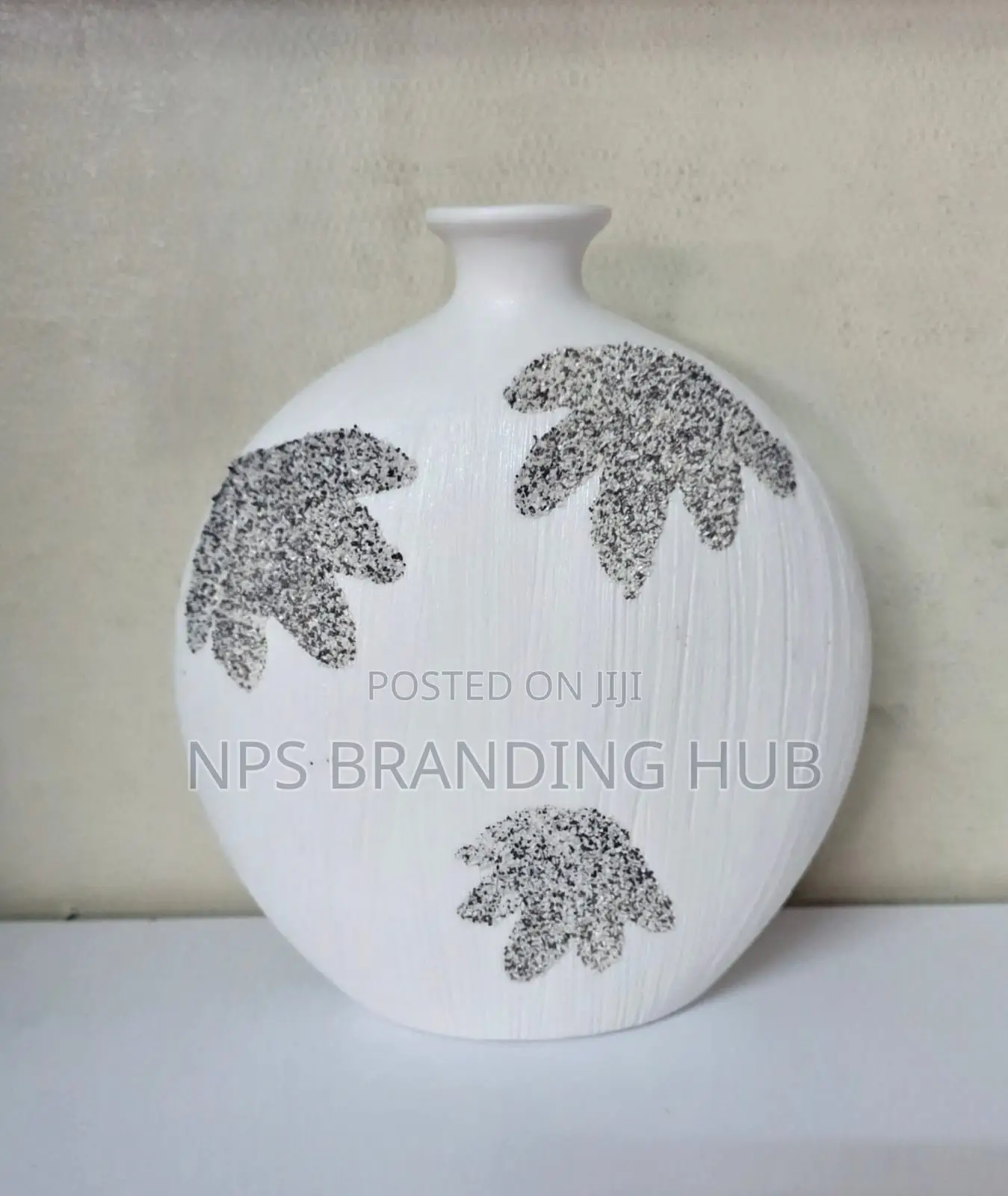 Minimalist Nordic Boho Ceramic Vase for Table Decoration(Stda)