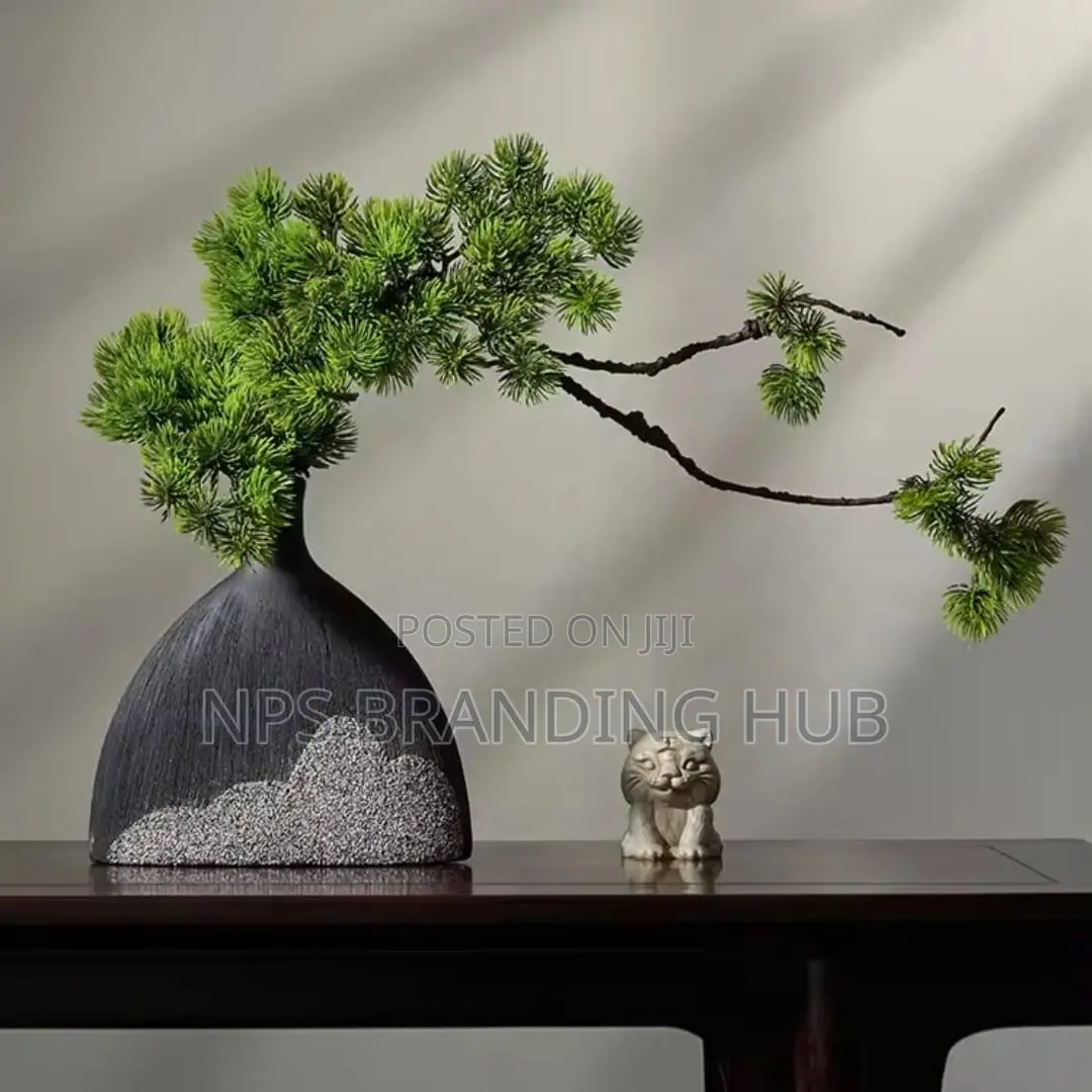 Minimalist Nordic Boho Ceramic Vase for Table Decoration(Stda)
