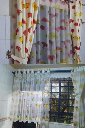 Vintage Fruit Crate Style: Rustic Linen-Look Kitchen Drapes