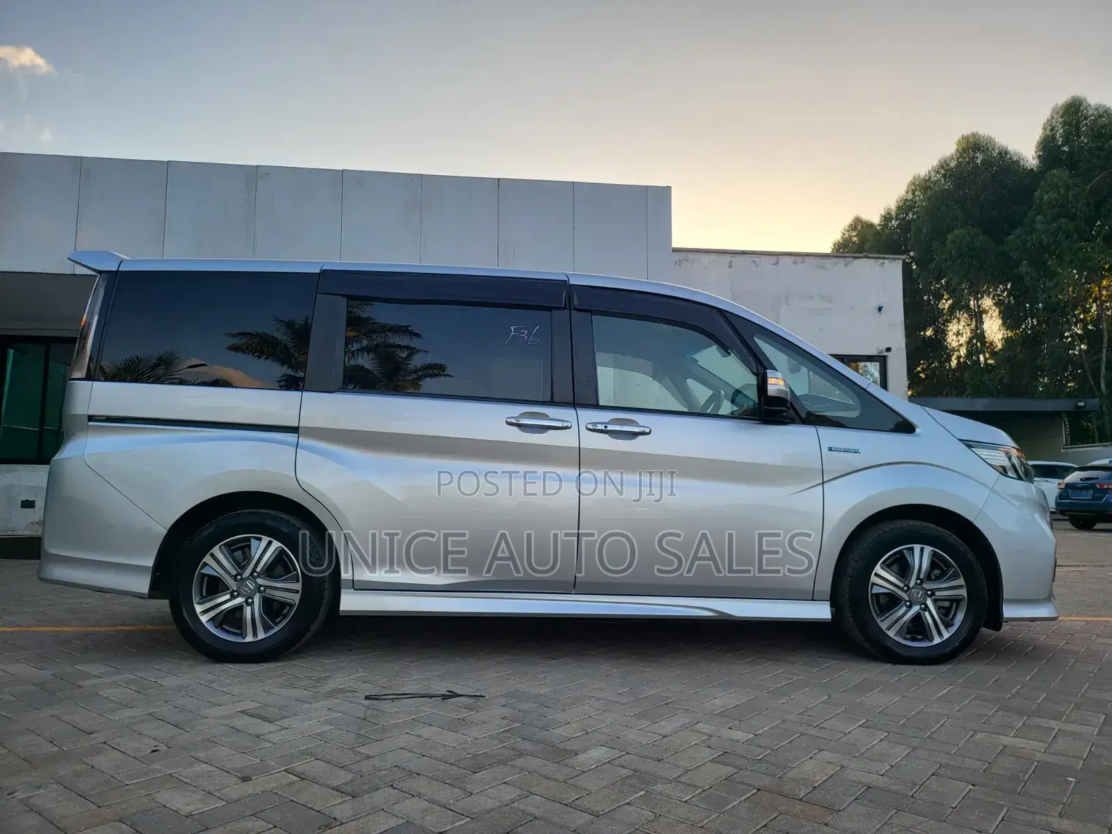 Honda Stepwgn 2019 Silver