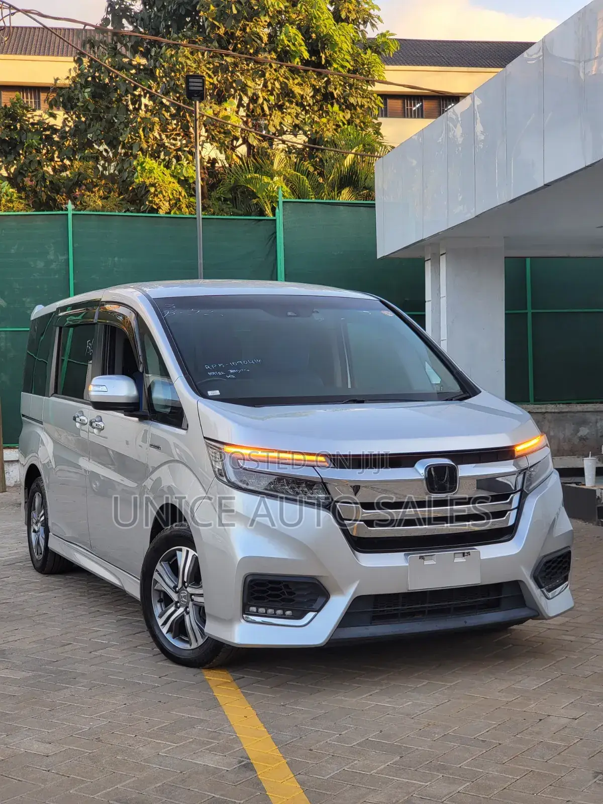 Honda Stepwgn 2019 Silver
