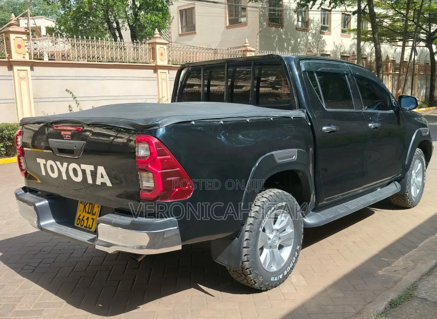 Toyota Hilux 2017 Black