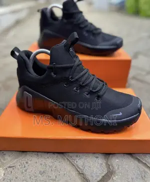 Quality Nike Running/ Gym Mets Size 40-45