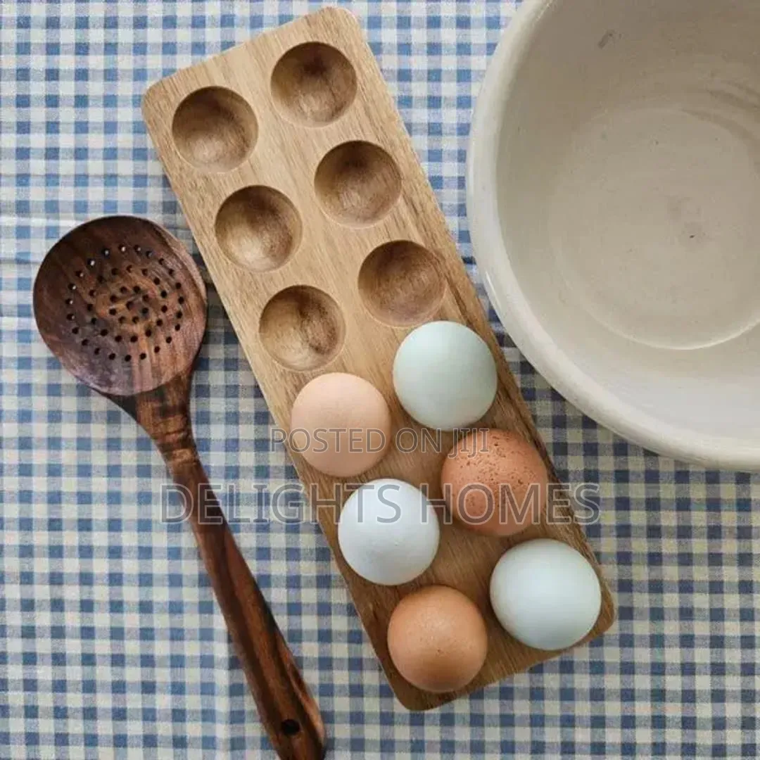 12pc Wood Egg Holder_st