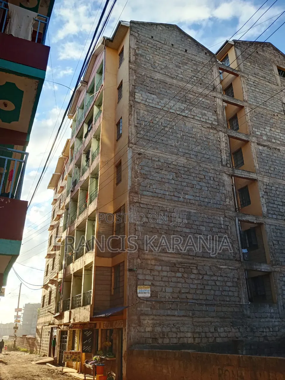 Plot With an Income of 690,000