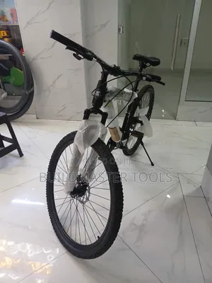 29-Inch Black Mountain Bike