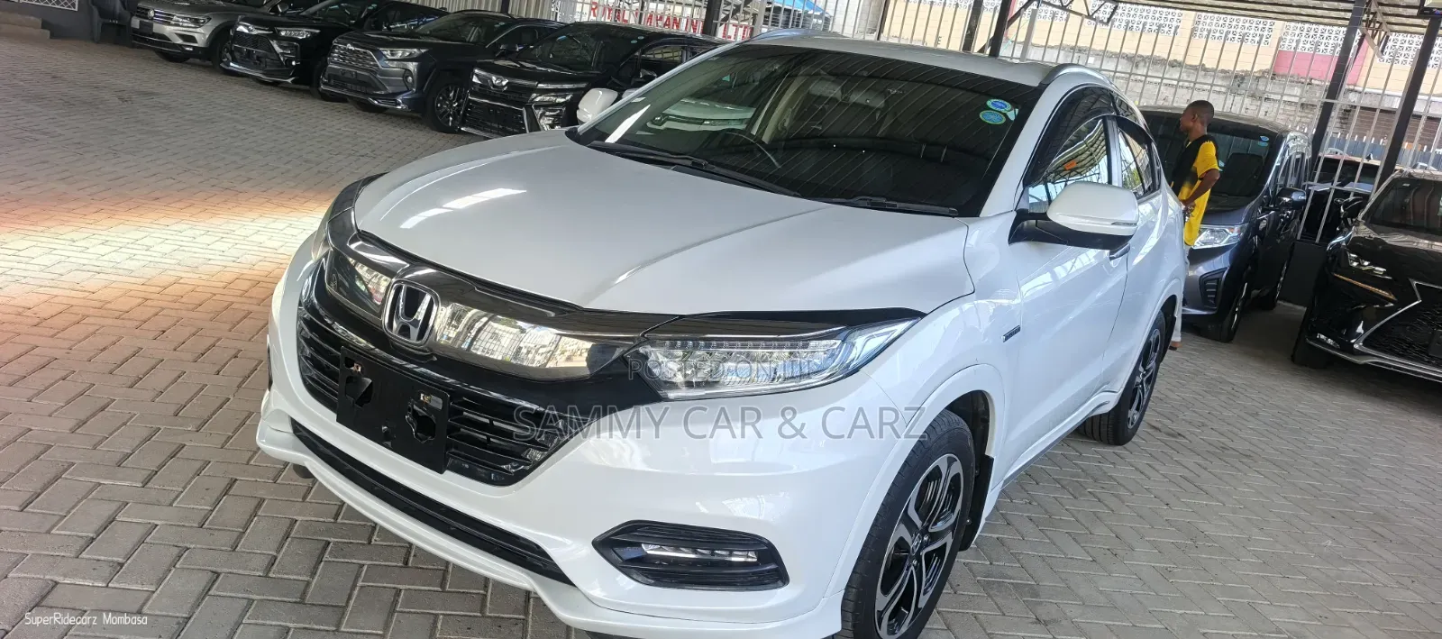 Honda Vezel 2019 White
