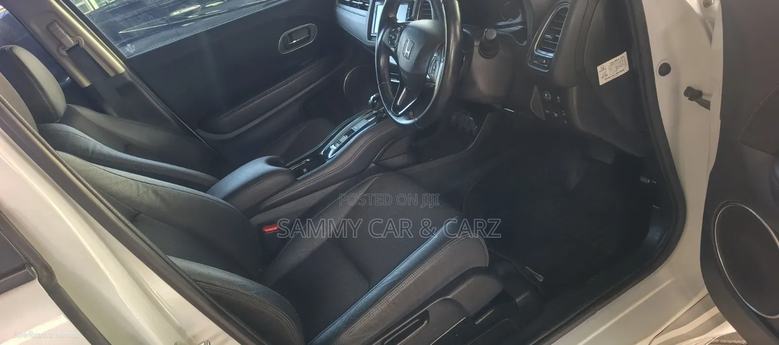 Honda Vezel 2019 White