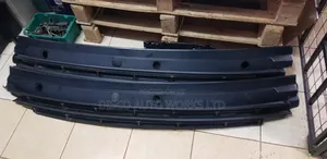 Land Rover Discovery 2 Td5 Wind Screen Cover/ Cowl