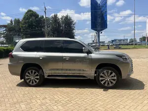 Lexus LX 2016 Brown