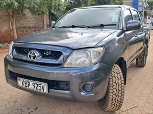 Toyota Hilux 2011 Gray