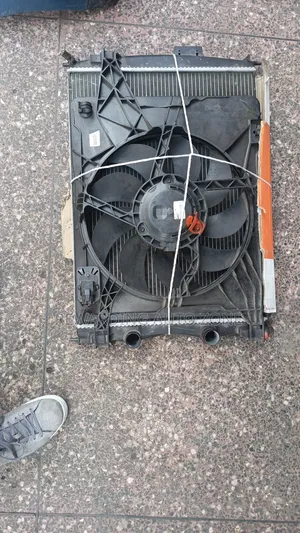 Nissan Dualis 2010 Radiator.