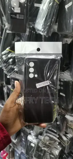 Oneplus Nord N200 5g Triple-Camera Layout and Flash Alongside Cutouts