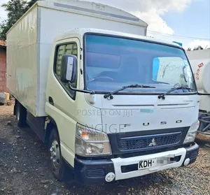 Mitsubishi Canter Fe84
