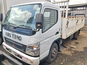 Mitsubishi -Canter--Fe85