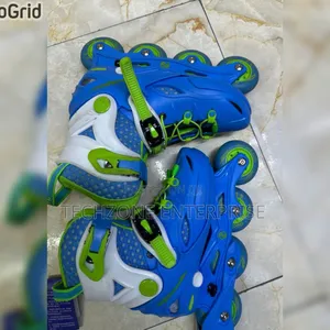 Original Kids Skate Shoes With Rubber Wheels in Large,Small and Medium