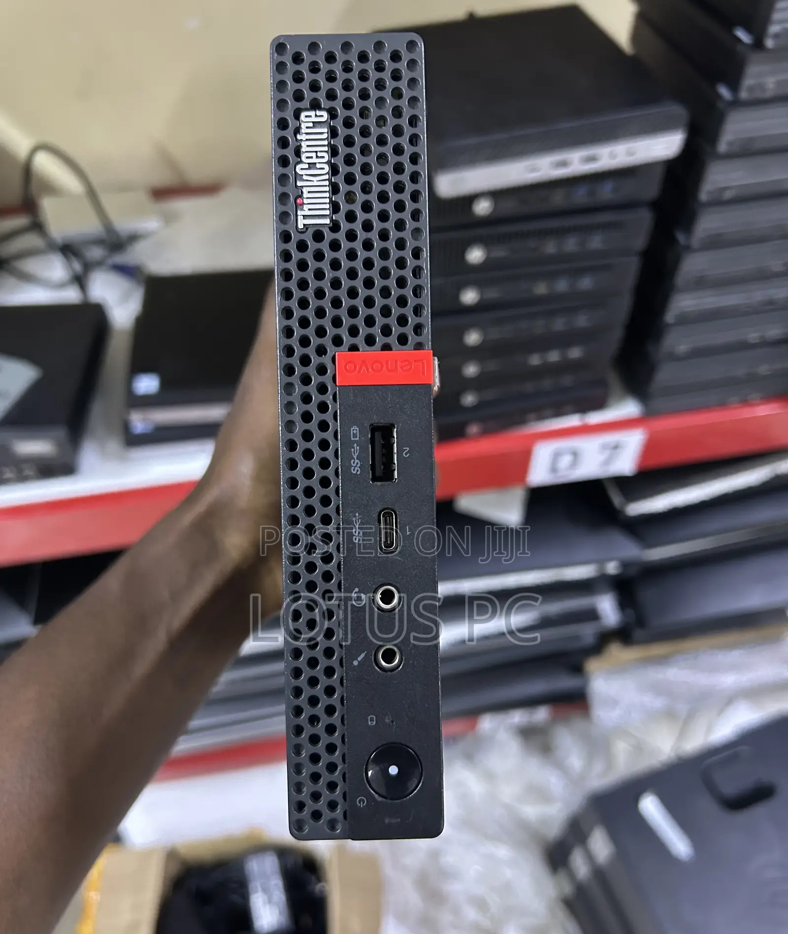 Desktop Computer Lenovo 8GB Intel Core i5 HDD 500GB