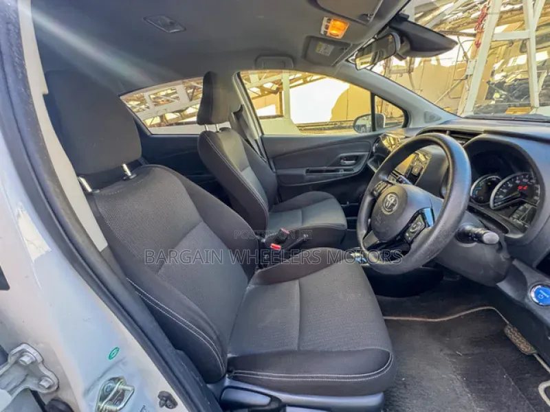 Toyota Vitz 2019 White