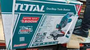 Total 1800w Heavy Duty Mitre Saw – Professional Wood Cutter