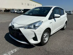 Toyota Vitz 2019 White