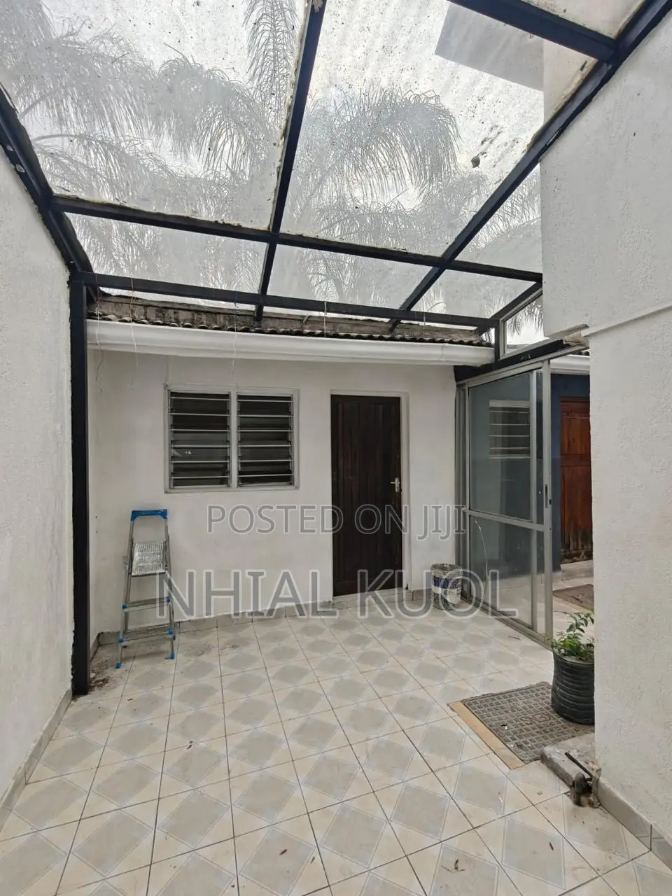 4 Bedroom +Sq