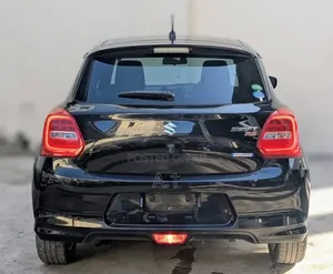 Suzuki Swift 2019 Black