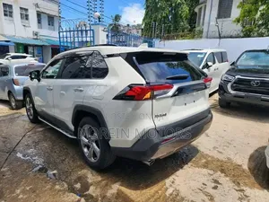 Toyota RAV4 TRD Off Road AWD 2020 White