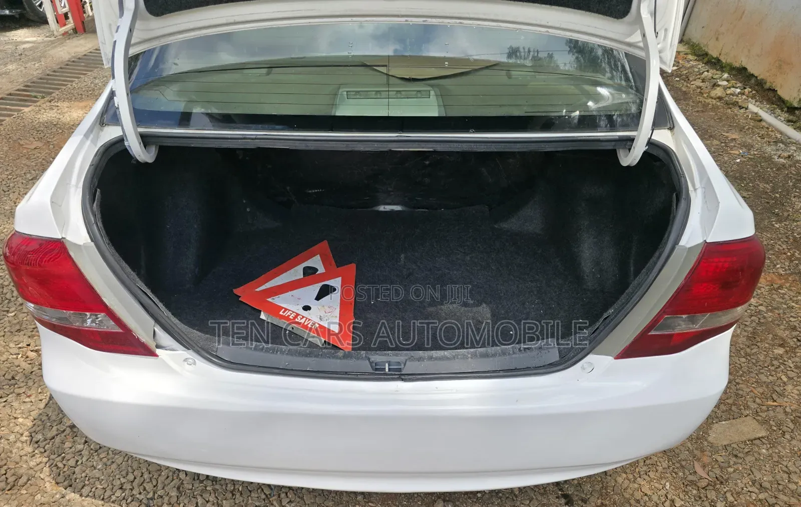 Toyota Axio 2009 White