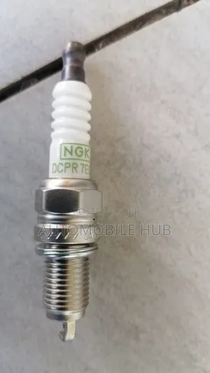 Suzuki Spark Plugs - Dcpr7egp Spark Plugs