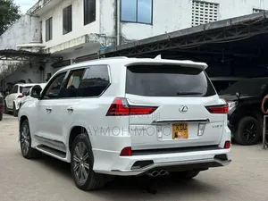 Lexus LX 2017 Pearl
