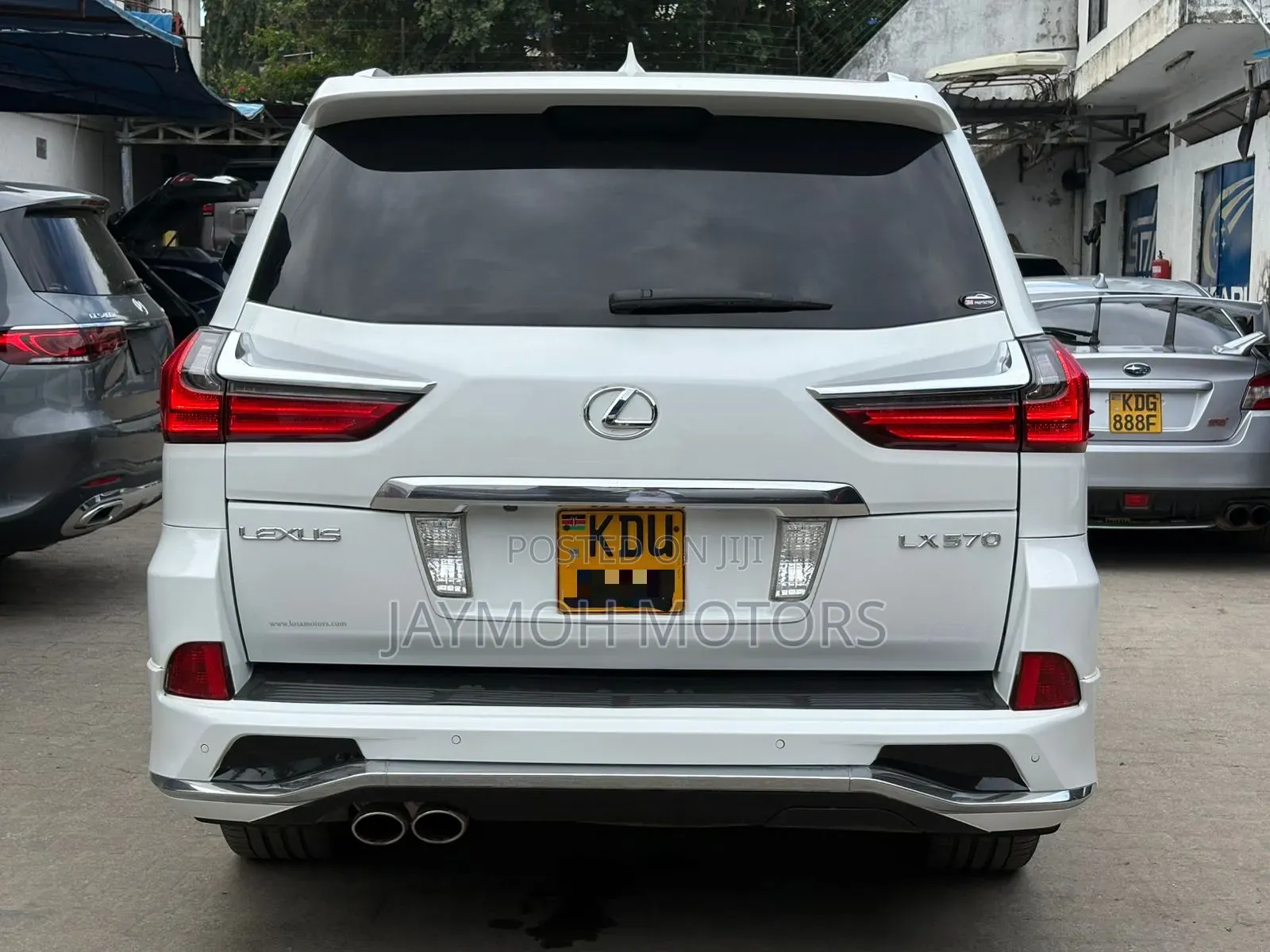 Lexus LX 2017 Pearl