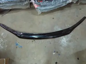 Bonnet Mate Hilux Revo