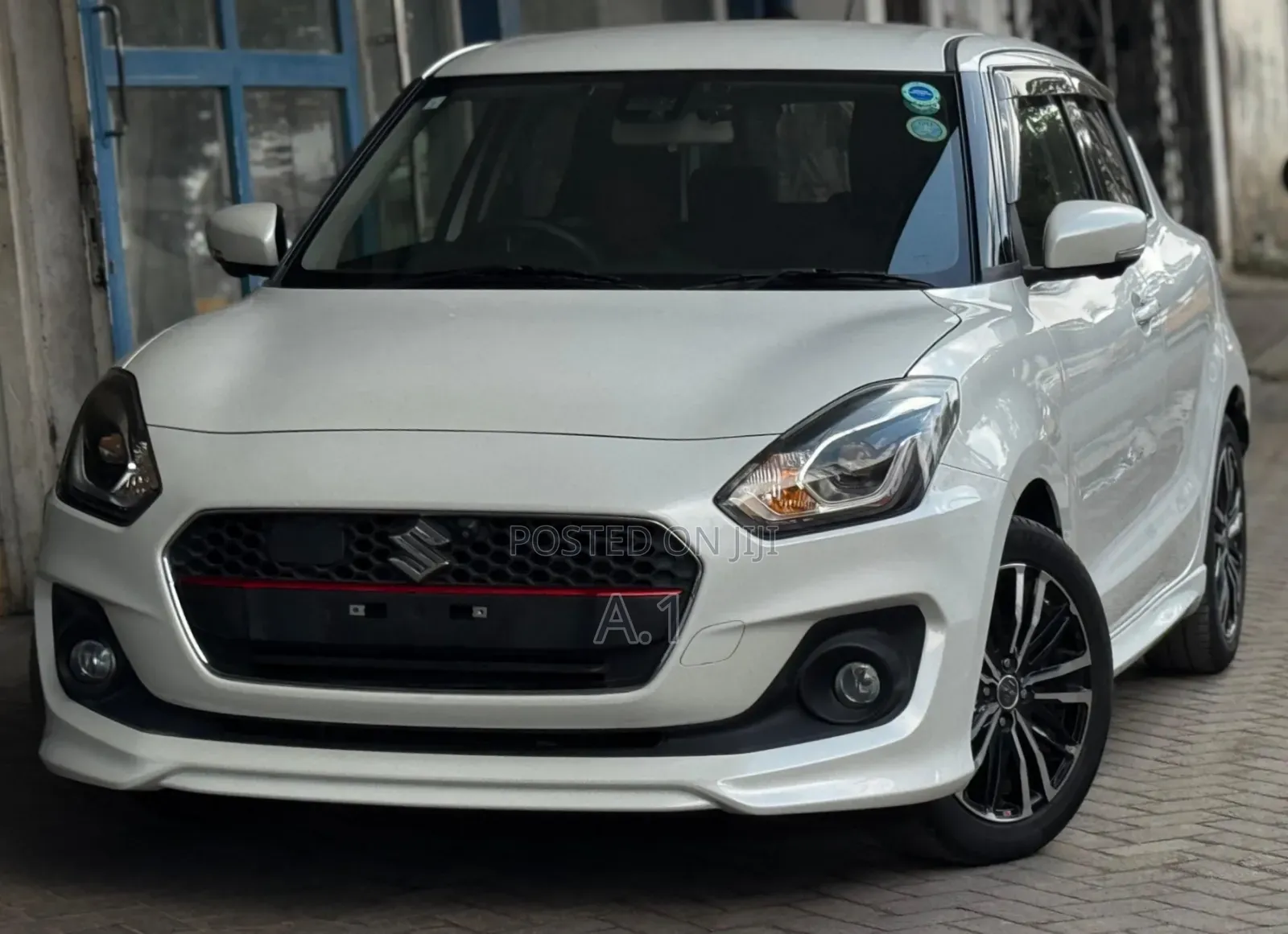 Suzuki Swift 2019 White