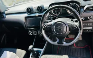 Suzuki Swift 2019 White