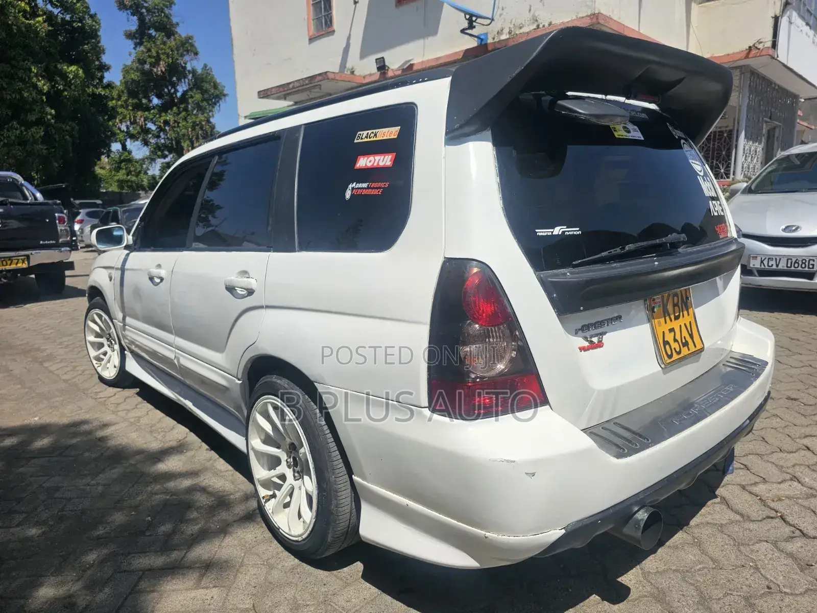 Subaru Forester 2005 White